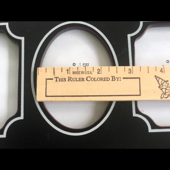 “La Famille” (“The Family” in French) photo wall display - Picture 12 of 14